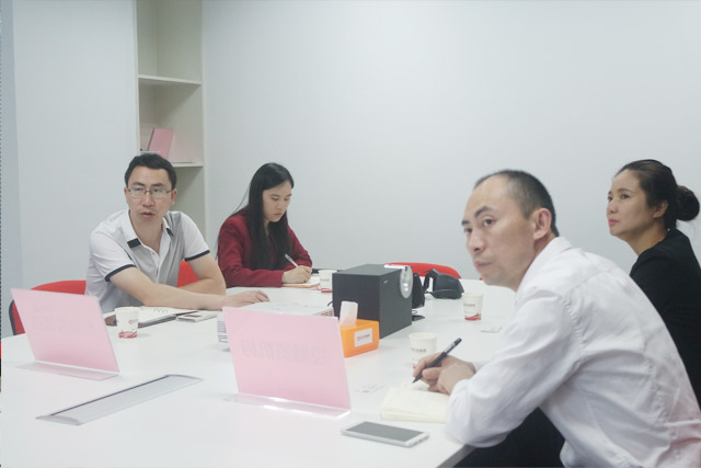 東方龍商務(wù)舉行氣凝膠新材料投資選址項(xiàng)目的融資對(duì)接會(huì)及政府對(duì)接會(huì) 東方龍商務(wù)舉行氣凝膠新材料投資選址項(xiàng)目的融資對(duì)接會(huì)及政府對(duì)接會(huì)