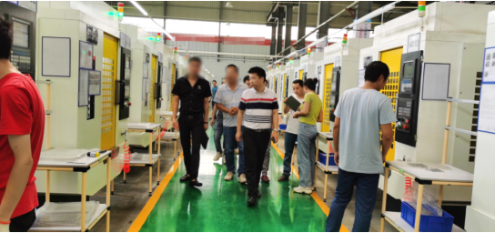 點亮高端市場！顯示屏產業鏈投資選址項目方成功考察湖北地方政府