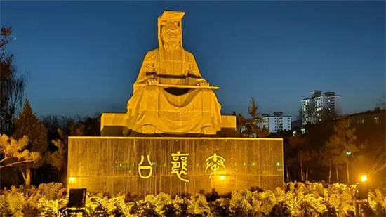 集團(tuán)全力助推甘肅隴南禮縣委托招商引資，以特色產(chǎn)業(yè)招引，推動(dòng)地方經(jīng)濟(jì)蓬勃發(fā)展！